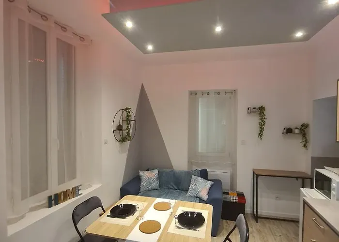 Tres Joli 2 Pieces, Centre-ville Apartamento